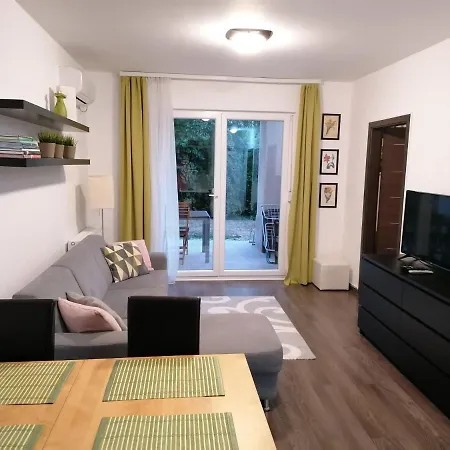 Lägenhet Zamardi Apartman Zamárdi