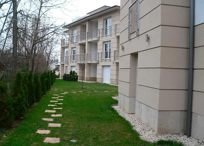 Apartamento Zamárdi apartman *